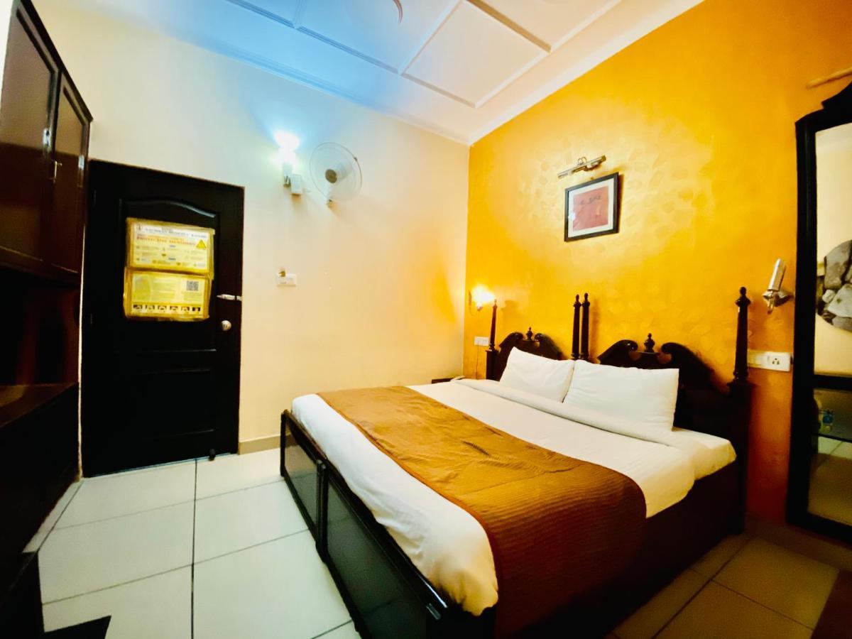 Hotel Aachman Regency Shimla Bagian luar foto