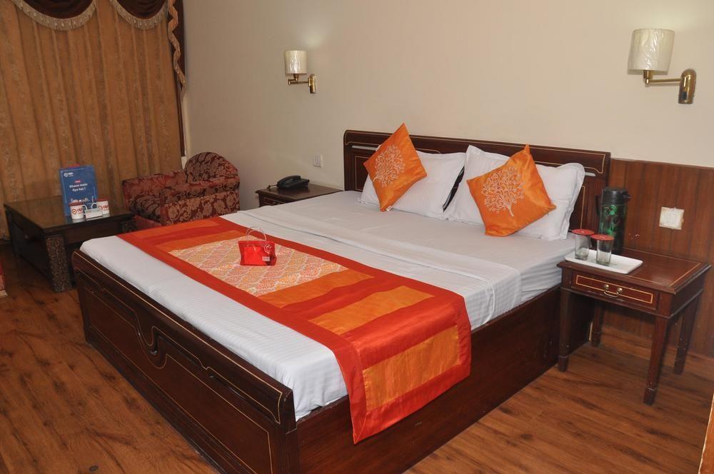 Hotel Aachman Regency Shimla Bagian luar foto